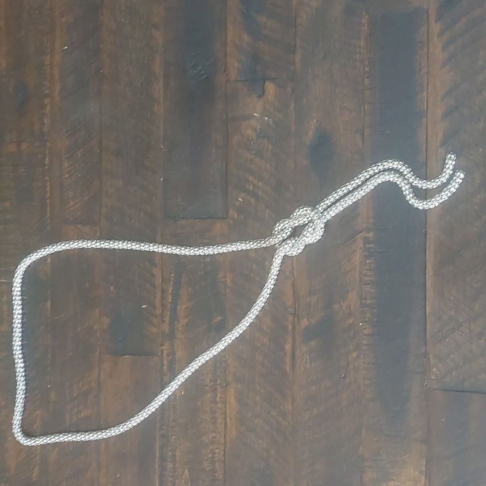 Necklace‎